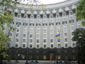 Кабмін вирішив скасувати право великого бізнесу на кредитування за програмою “5-7-9%”