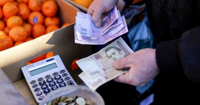 Чому зростають ціни та хто може їх стримати 