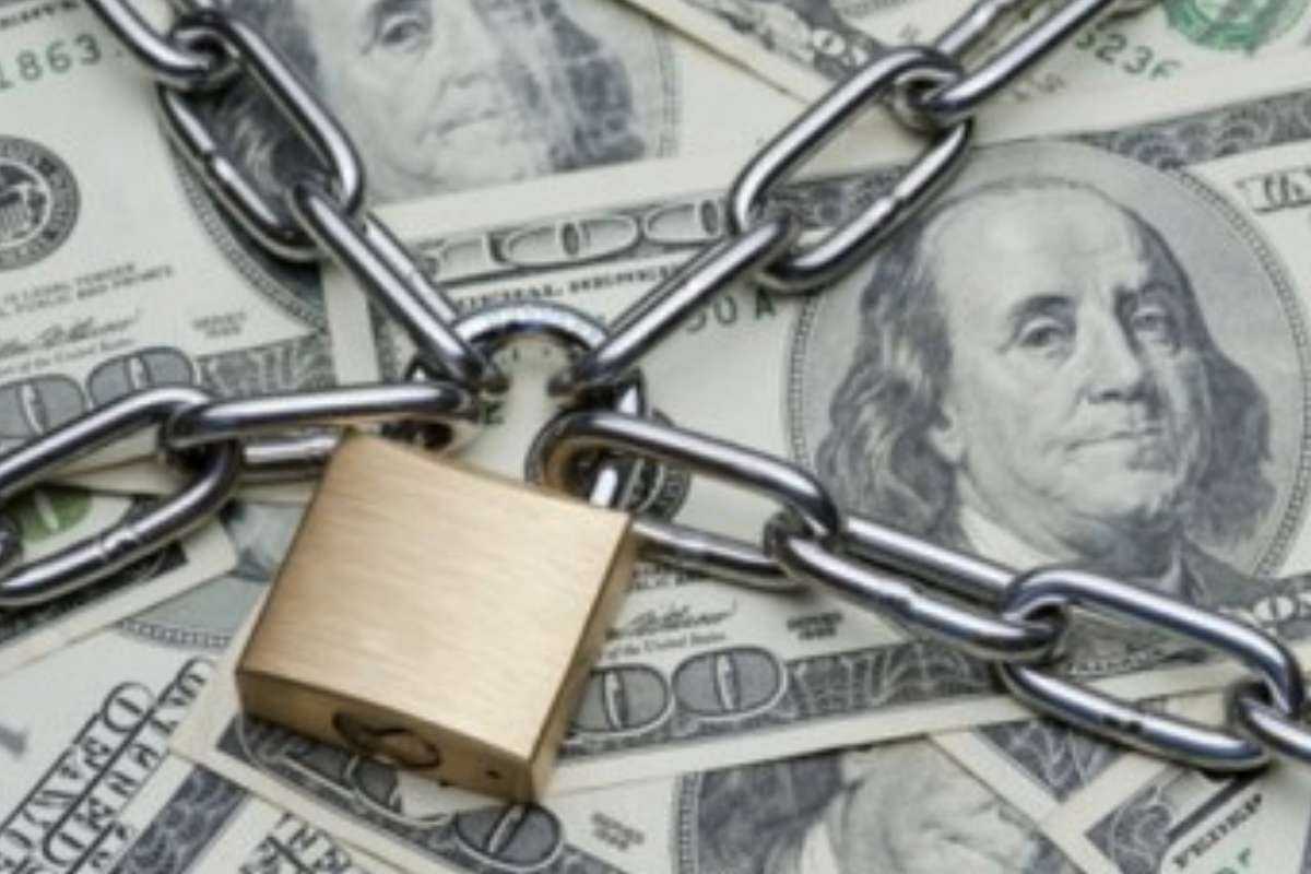Валютні обмеження / Фото: businessz