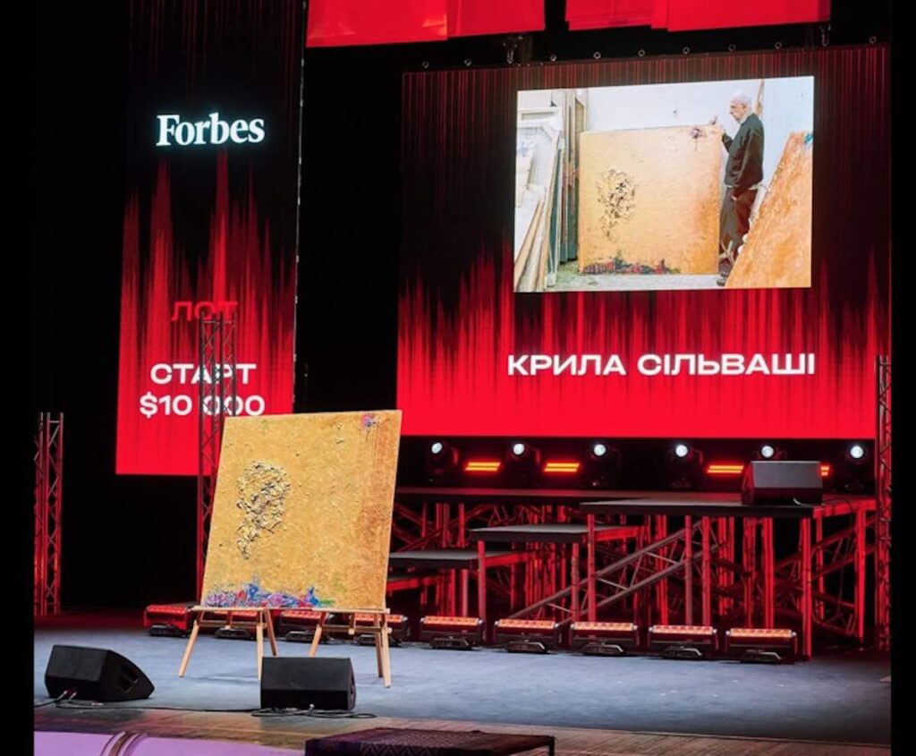 Painting by Tiberiy Silvashi from the series ‘Wings’ / Photo: Forbes Ukraine